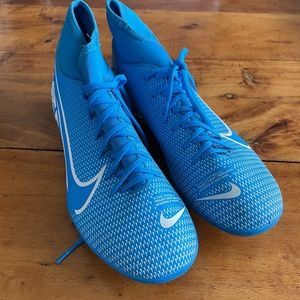 Nike Mercurial Superfly 7 Soccer Cleats sz. 7, EUR 40, Style AT7949-414